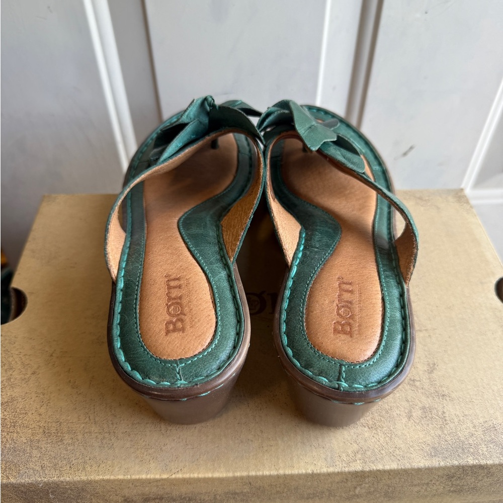 Born Green Leather Wedge Mules with Floral Bow - Picture 4 of 9